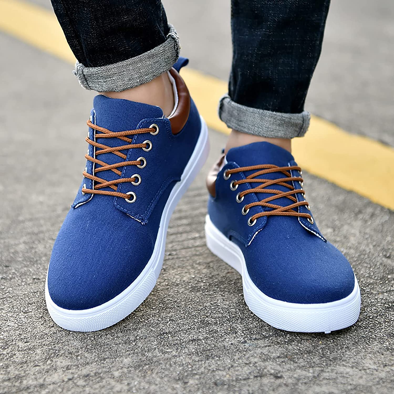Mens Canvas Low Top Trainers With Leather Trim Heel And White Rubber Sole
