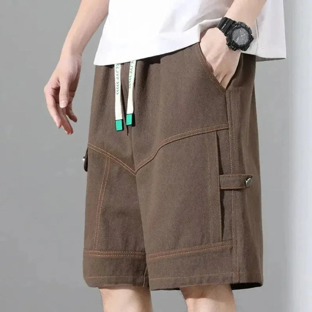 Men's Cargo Shorts With Contrast Stitching And Utility Pockets