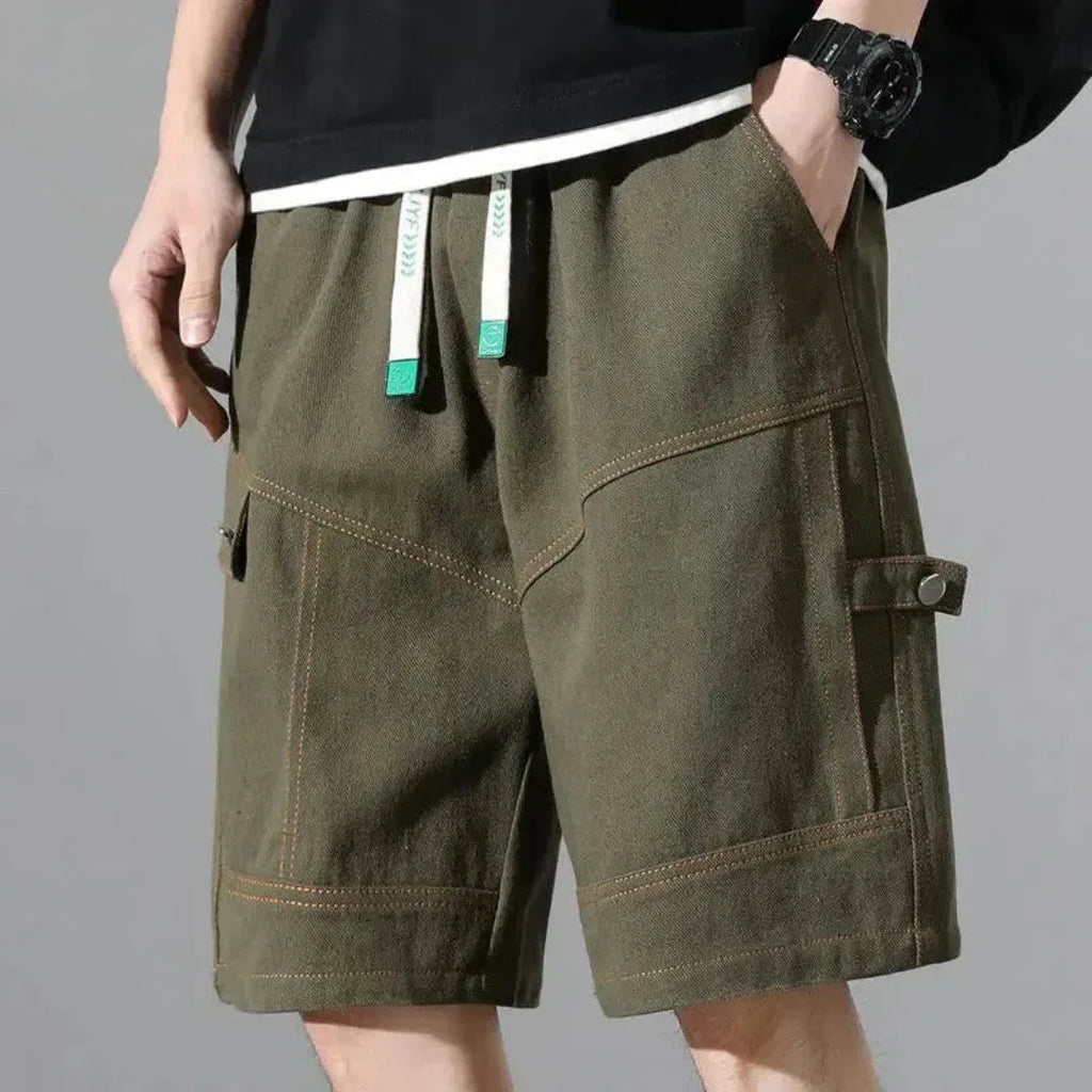 Men's Cargo Shorts With Contrast Stitching And Utility Pockets