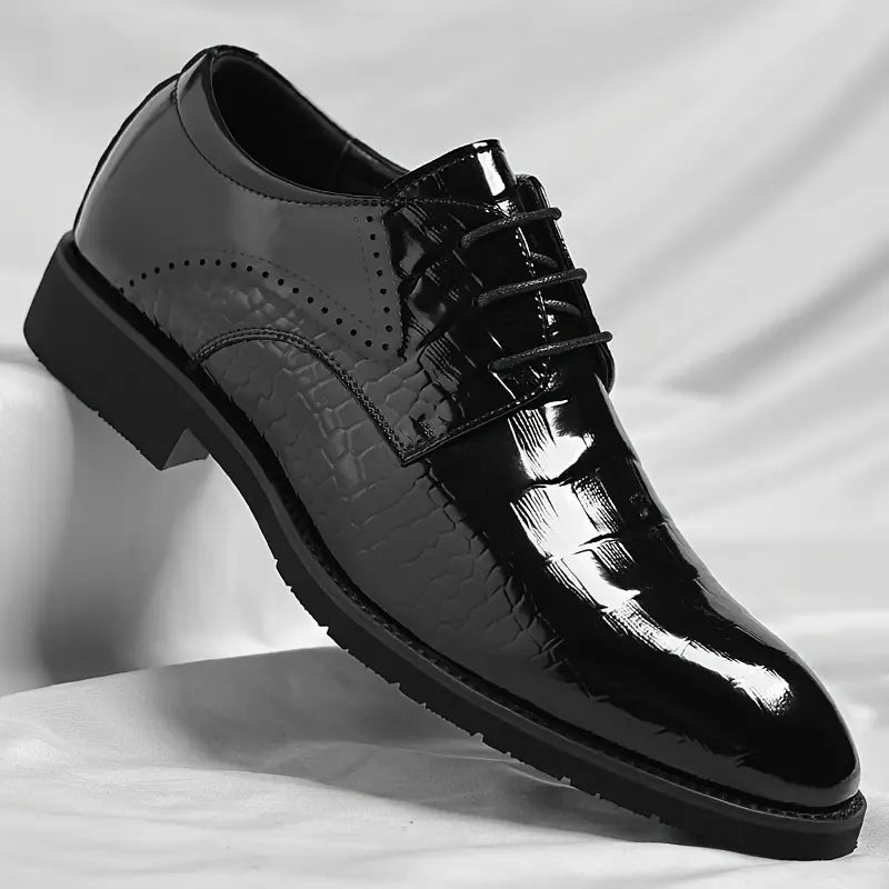 Men's Black Patent Oxford Dress Shoes Featuring Lace Up Closure