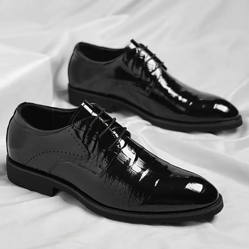 Men's Black Patent Oxford Dress Shoes Featuring Lace Up Closure