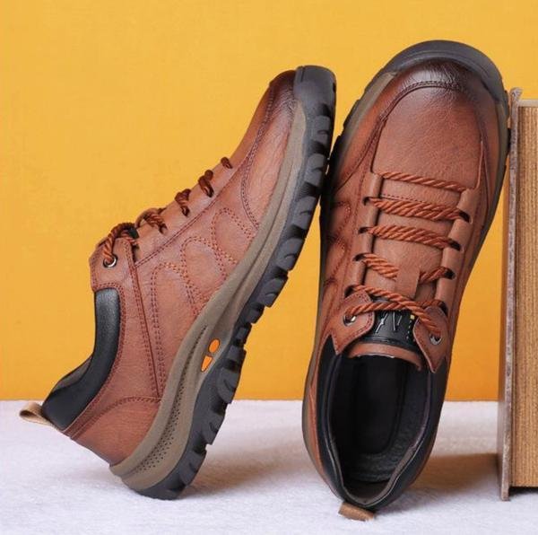 OrthaFit Men Textured Leather Lace Up Orthopedic Low Top Sneakers